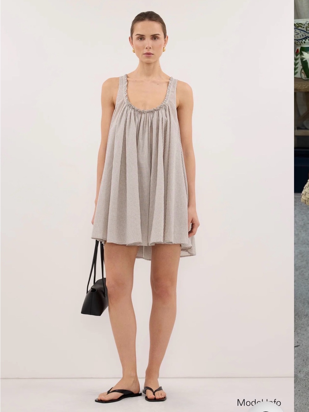 Dissh size 2 dress NWT